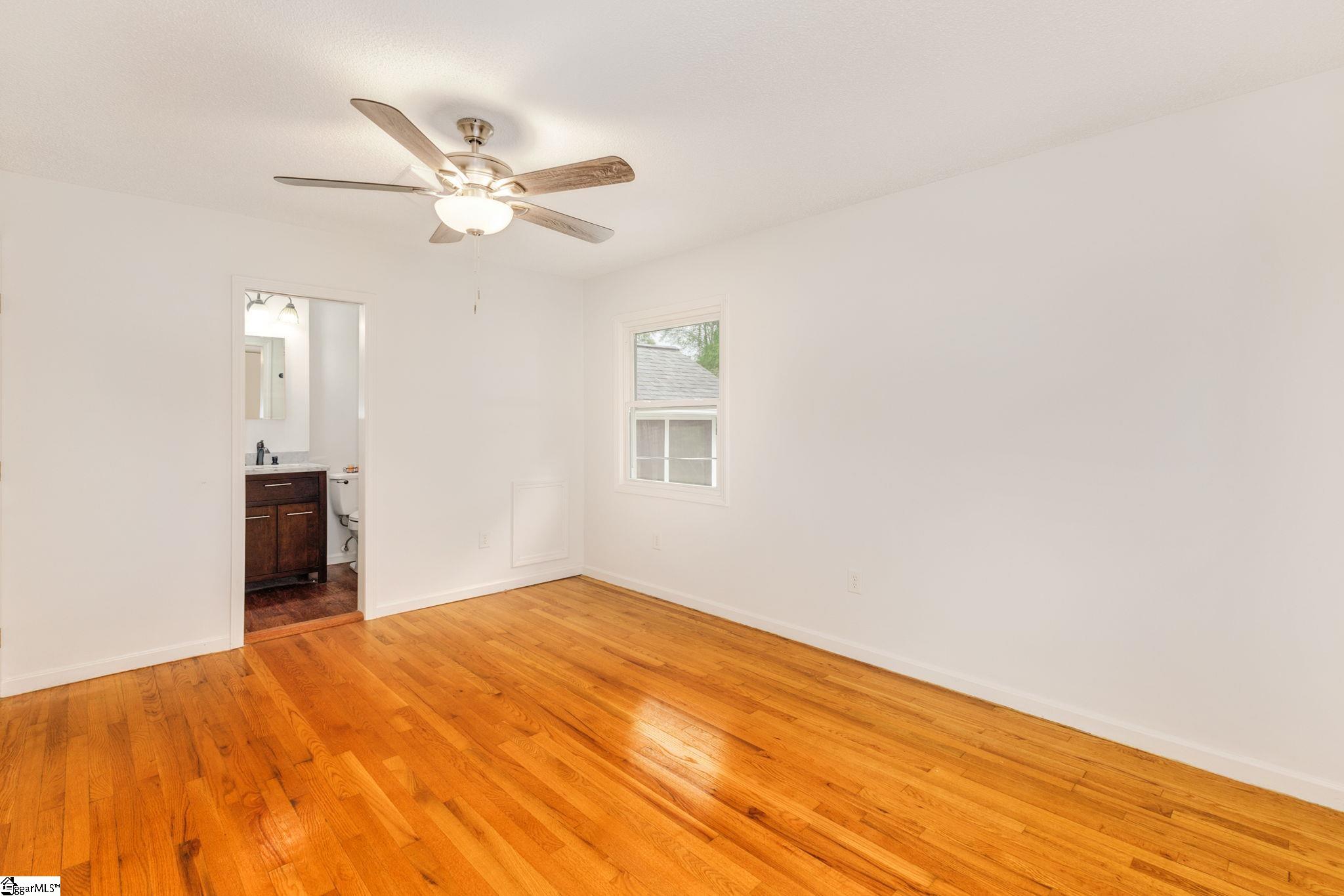 115 Montclair Road Mauldin, SC 29662 - Photo 16 of 36 Gallery Image 16