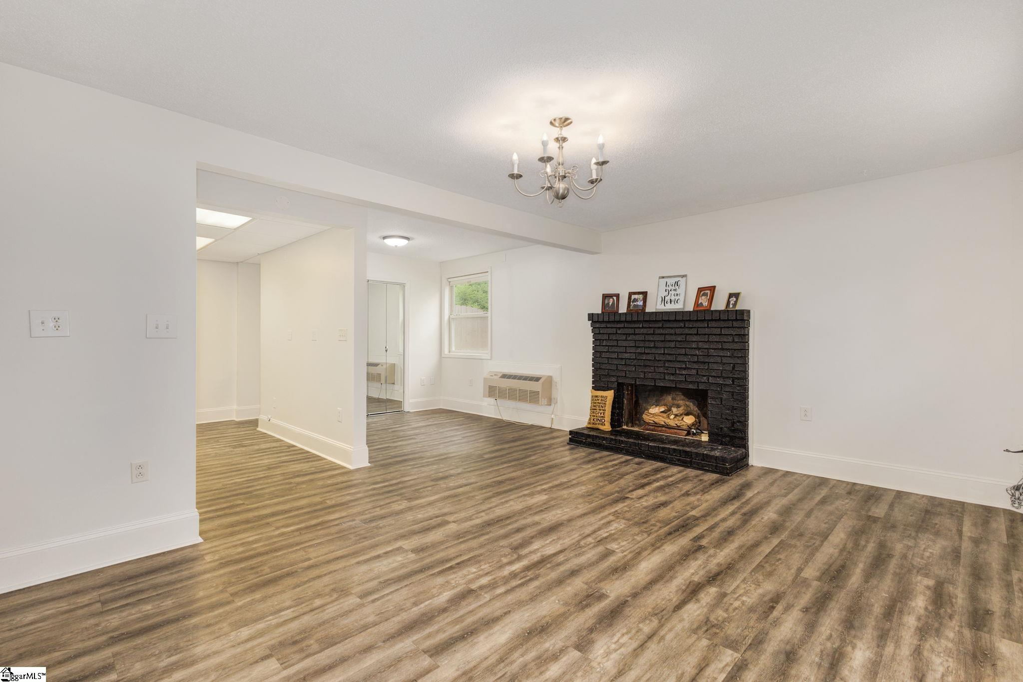 115 Montclair Road Mauldin, SC 29662 - Photo 23 of 36 Gallery Image 23