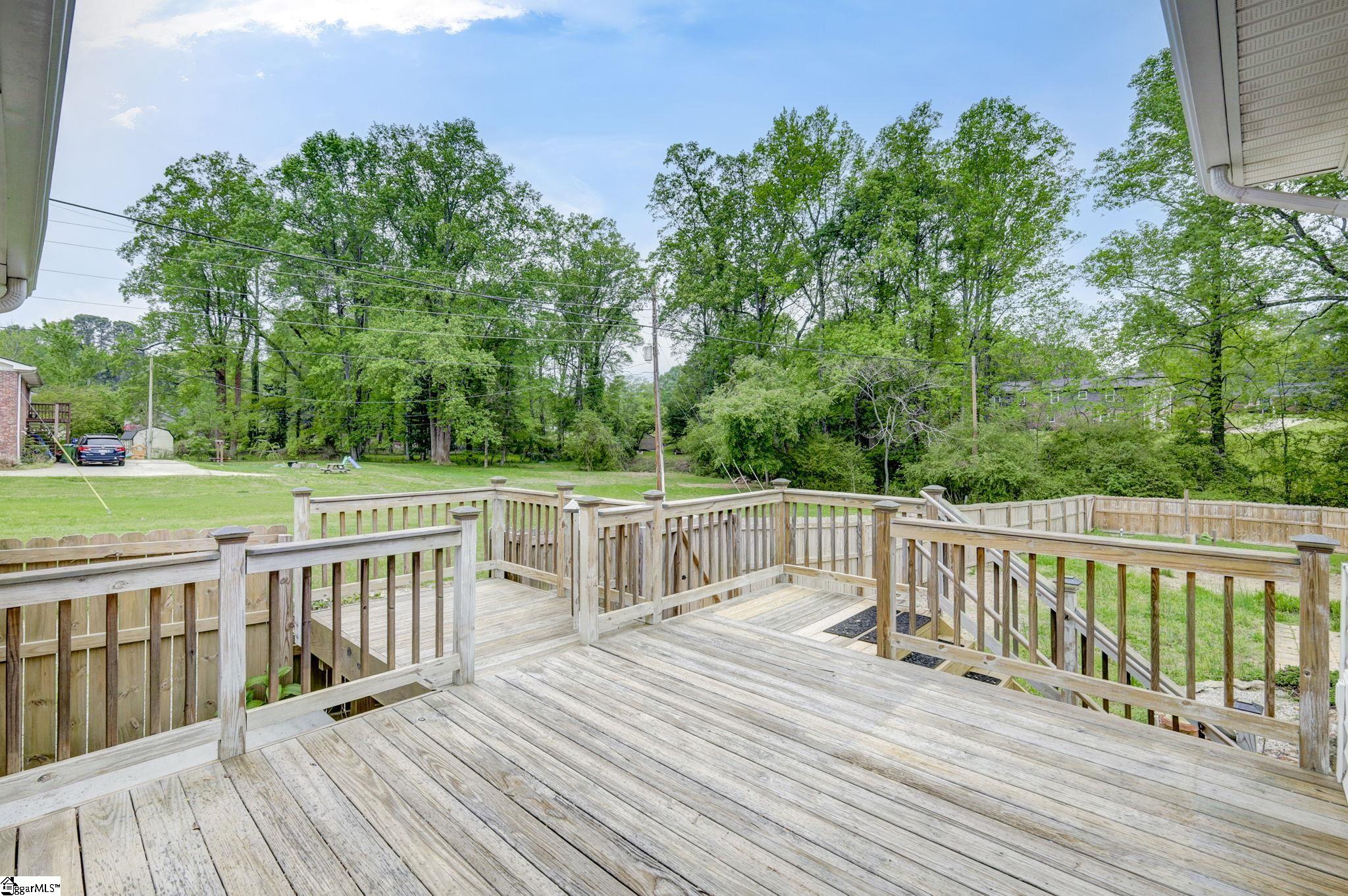 115 Montclair Road Mauldin, SC 29662 - Photo 28 of 36 Gallery Image 28