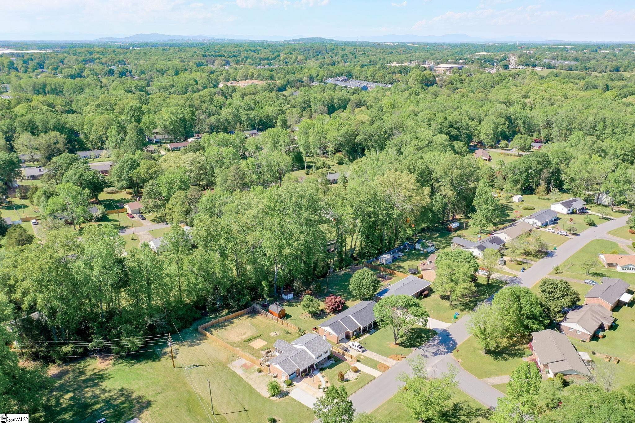 115 Montclair Road Mauldin, SC 29662 - Photo 33 of 36 Gallery Image 33