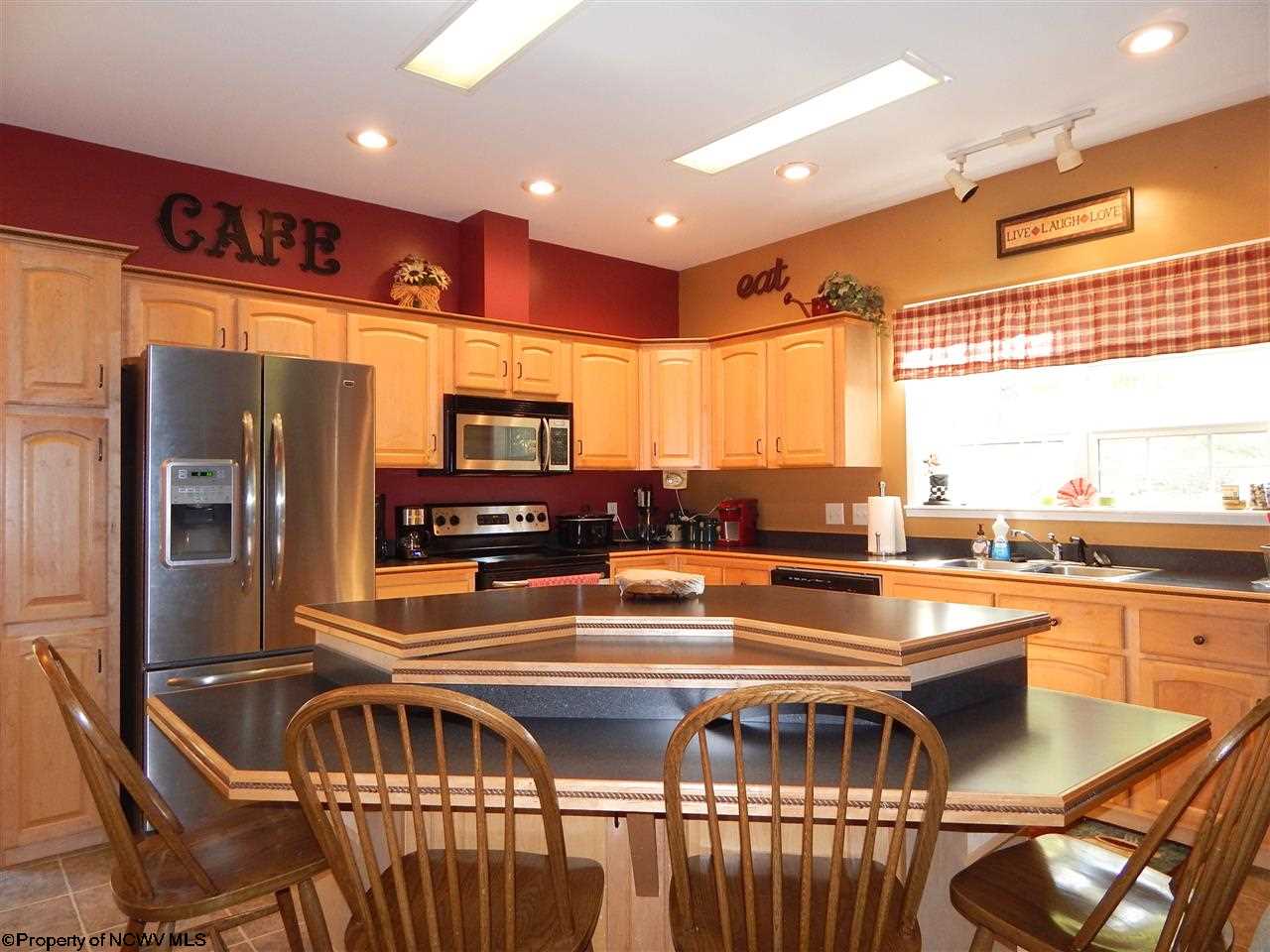 941 Mudlick Run Road Fairmont, WV 26554 - Photo 7 of 20 Gallery Image 7