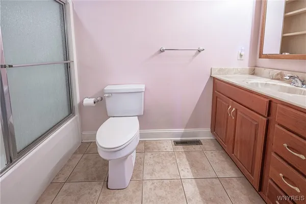 $375,000 | 1000 Snellgrove Road, Somerset, NY 14012