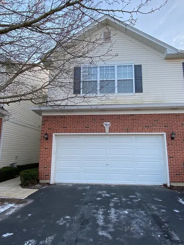 $2,700 | 364 Grape Vine Trail, Oswego, IL 60543