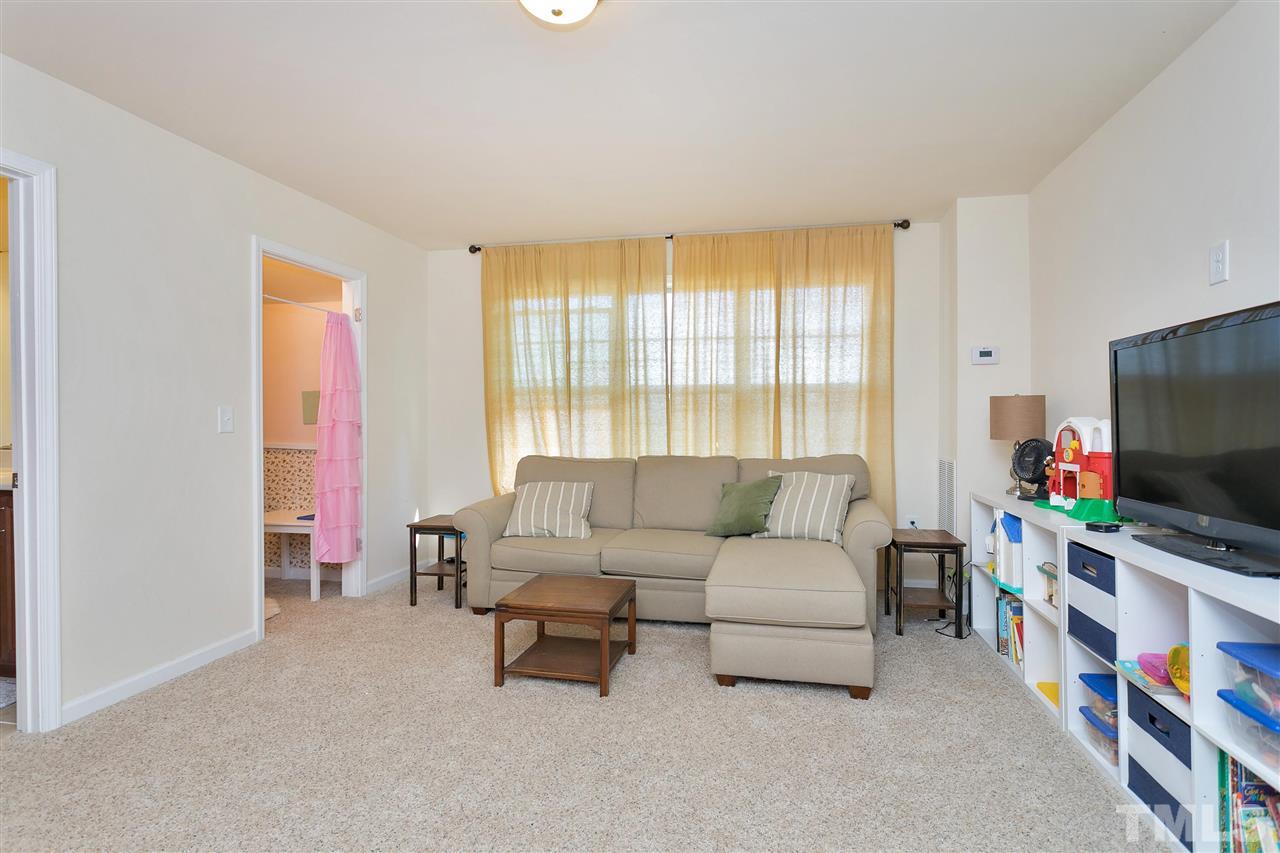 829 Wildflower Ridge Road Wake Forest, NC 27587 - Photo 16 of 25 Gallery Image 16