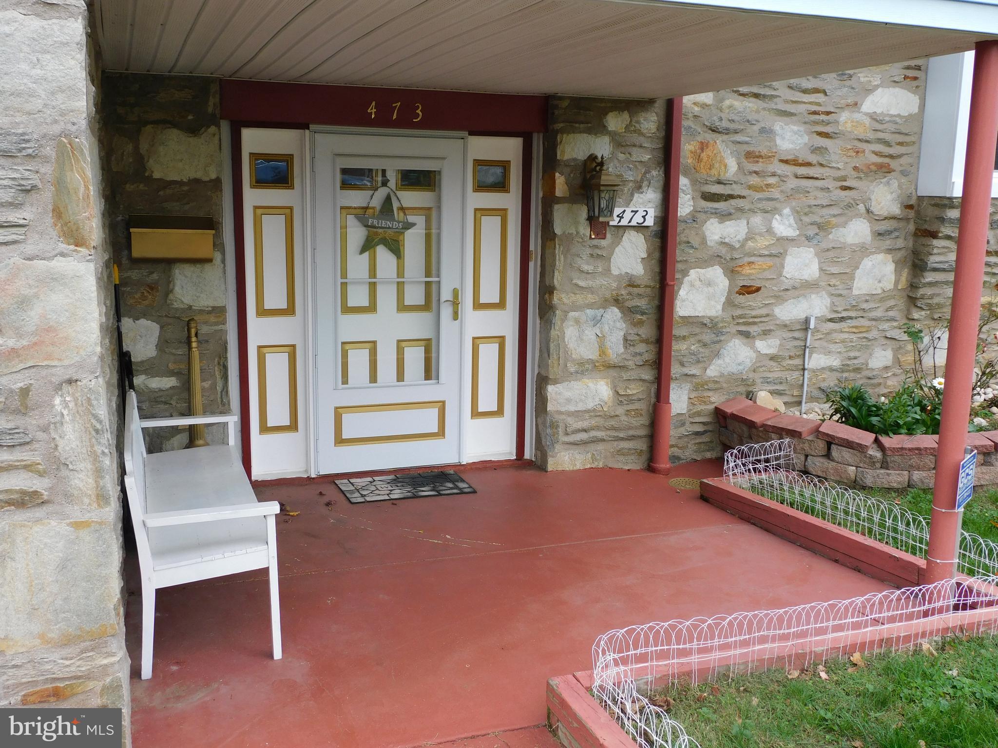 473 Pinewood Road Philadelphia, PA 19116 - Photo 3 of 38 Gallery Image 3