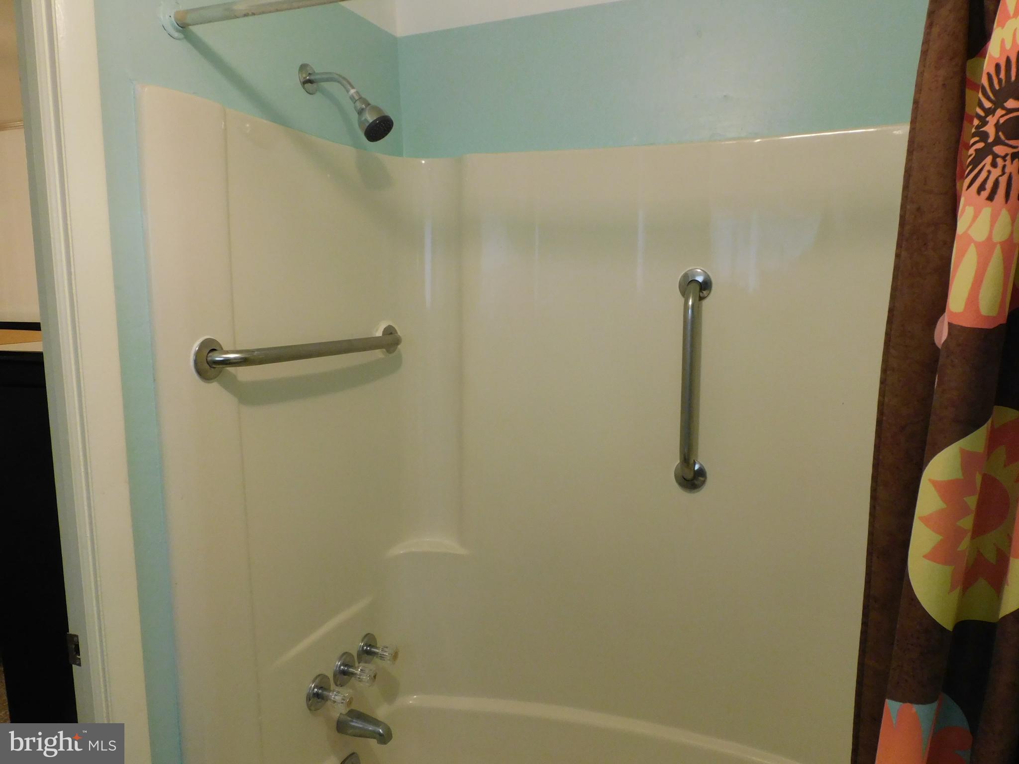 473 Pinewood Road Philadelphia, PA 19116 - Photo 22 of 38 Gallery Image 22
