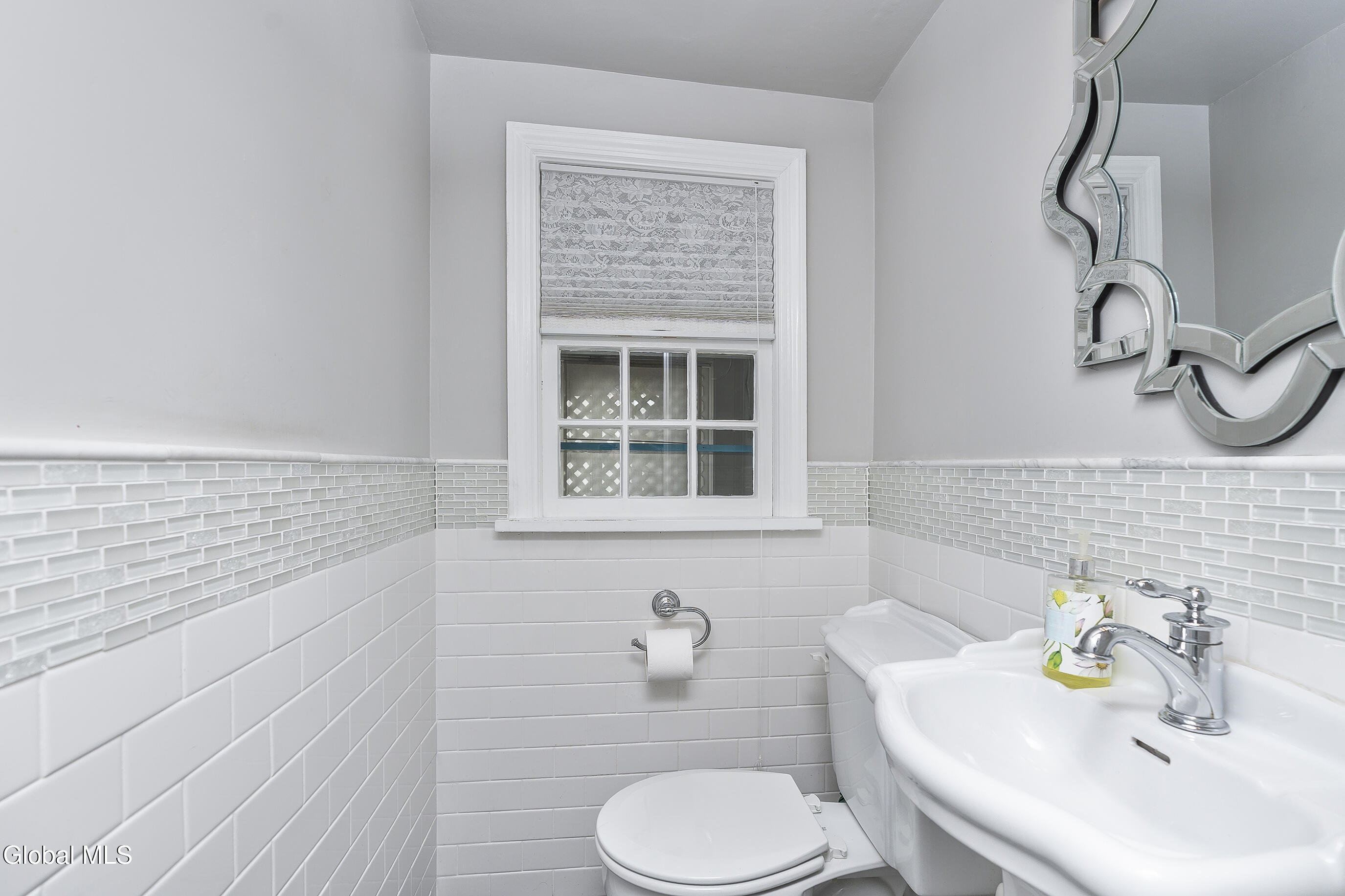 7 Clarendon Road Albany, NY 12203 - Photo 18 of 57 026-7-Clarendon-Road-Albany-NY-12203