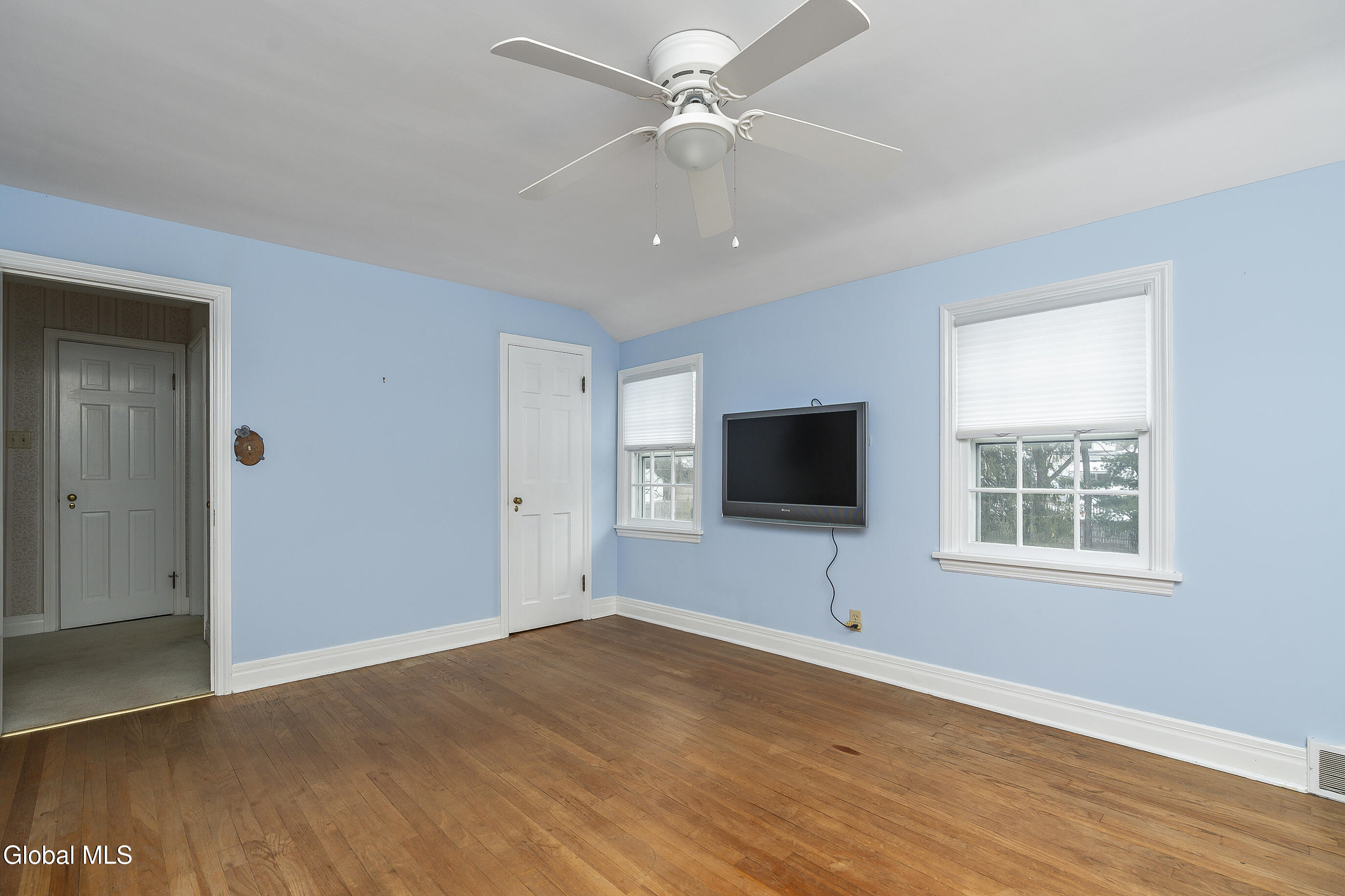 7 Clarendon Road Albany, NY 12203 - Photo 31 of 57 038-7-Clarendon-Road-Albany-NY-12203