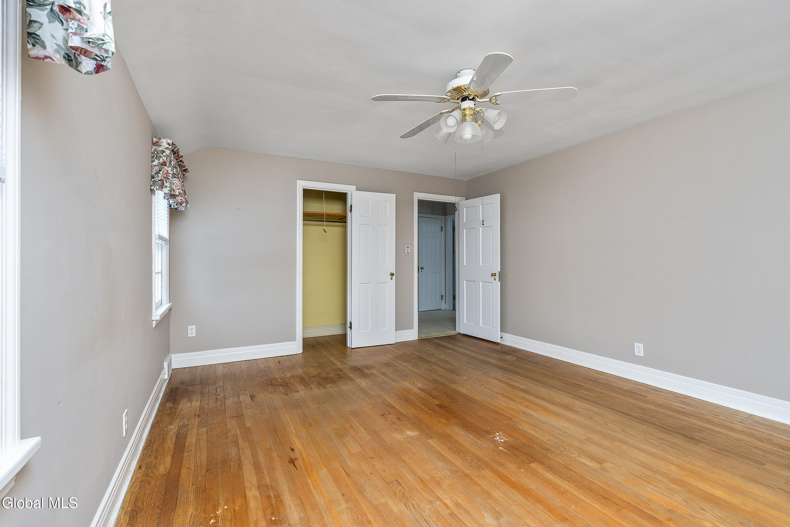 7 Clarendon Road Albany, NY 12203 - Photo 33 of 57 040-7-Clarendon-Road-Albany-NY-12203