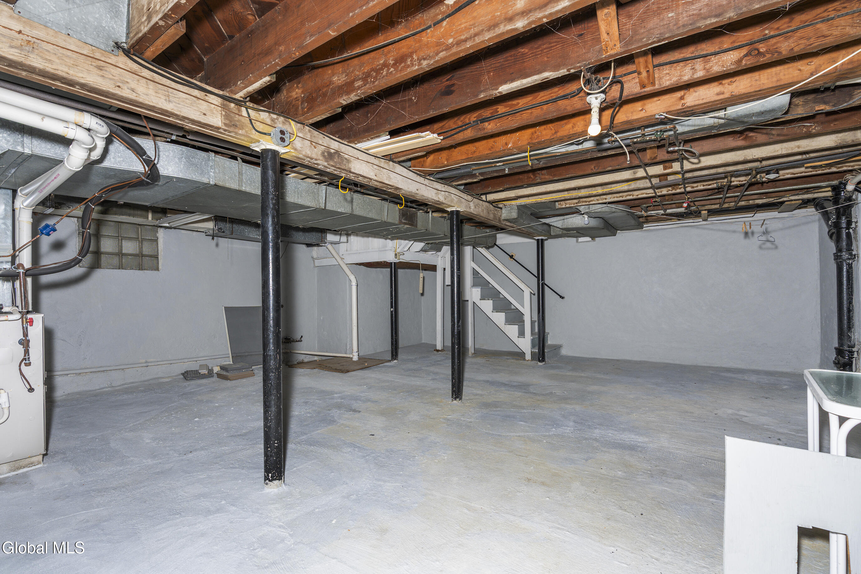 7 Clarendon Road Albany, NY 12203 - Photo 37 of 57 044-7-Clarendon-Road-Albany-NY-12203