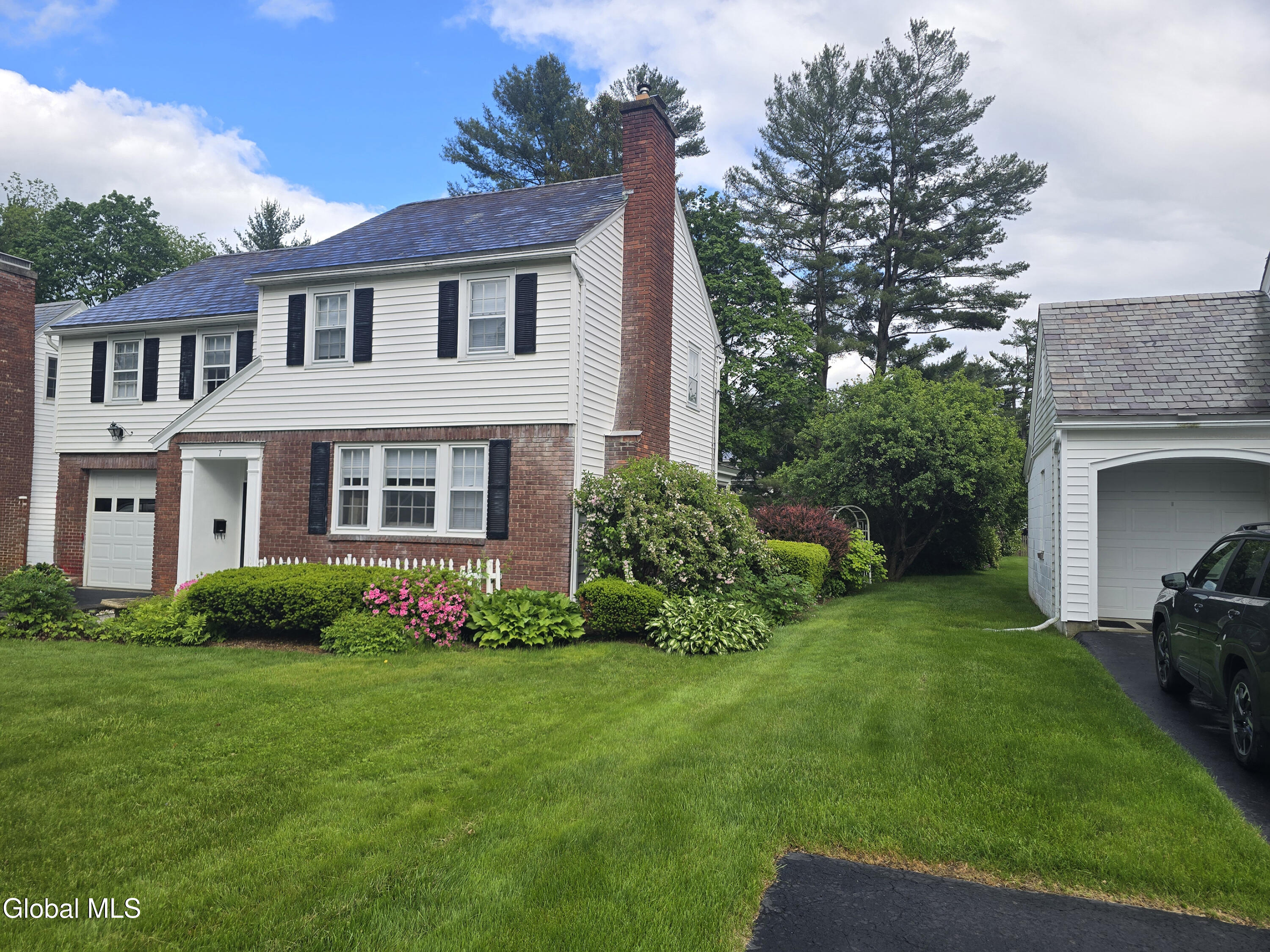 7 Clarendon Road Albany, NY 12203 - Photo 43 of 57 20250525_170948