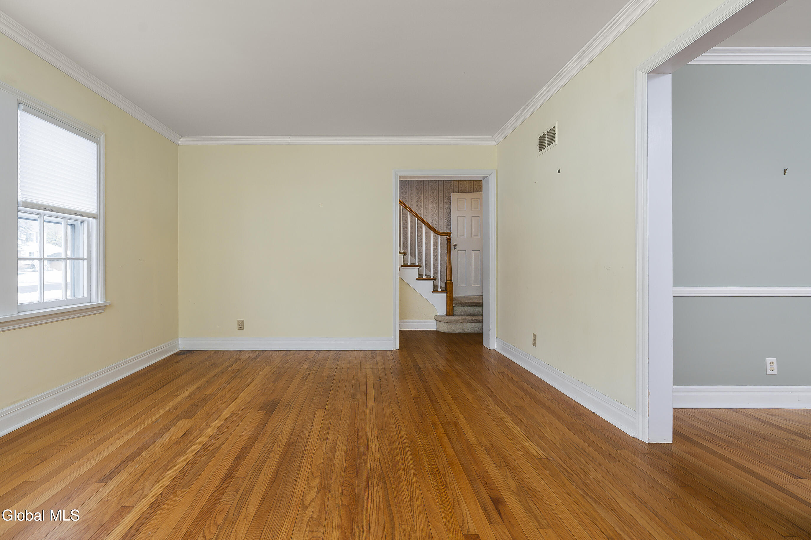 7 Clarendon Road Albany, NY 12203 - Photo 7 of 57 012-7-Clarendon-Road-Albany-NY-12203