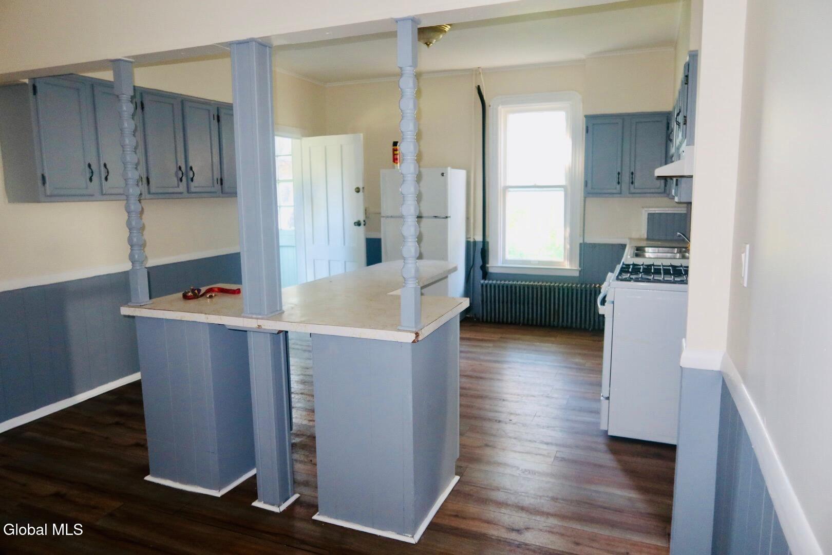 1066 Howard Street, Unit 1 Schenectady, NY 12303 - Photo 3 of 13 IMG_1969