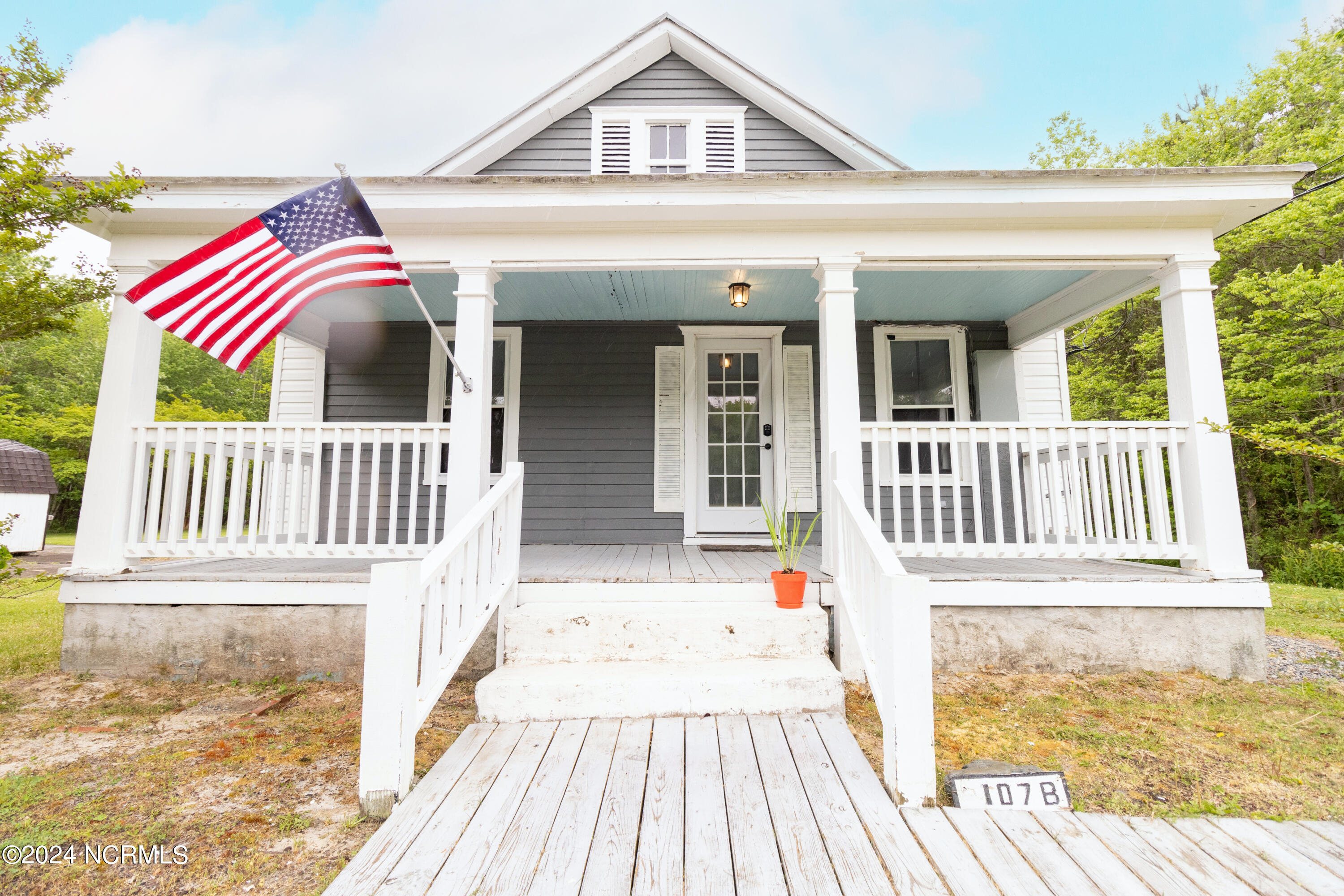 107 Holly Grove Road, Unit B Edenton, NC 27932 - Photo 2 of 21 107 B Holly Grove Rd-001