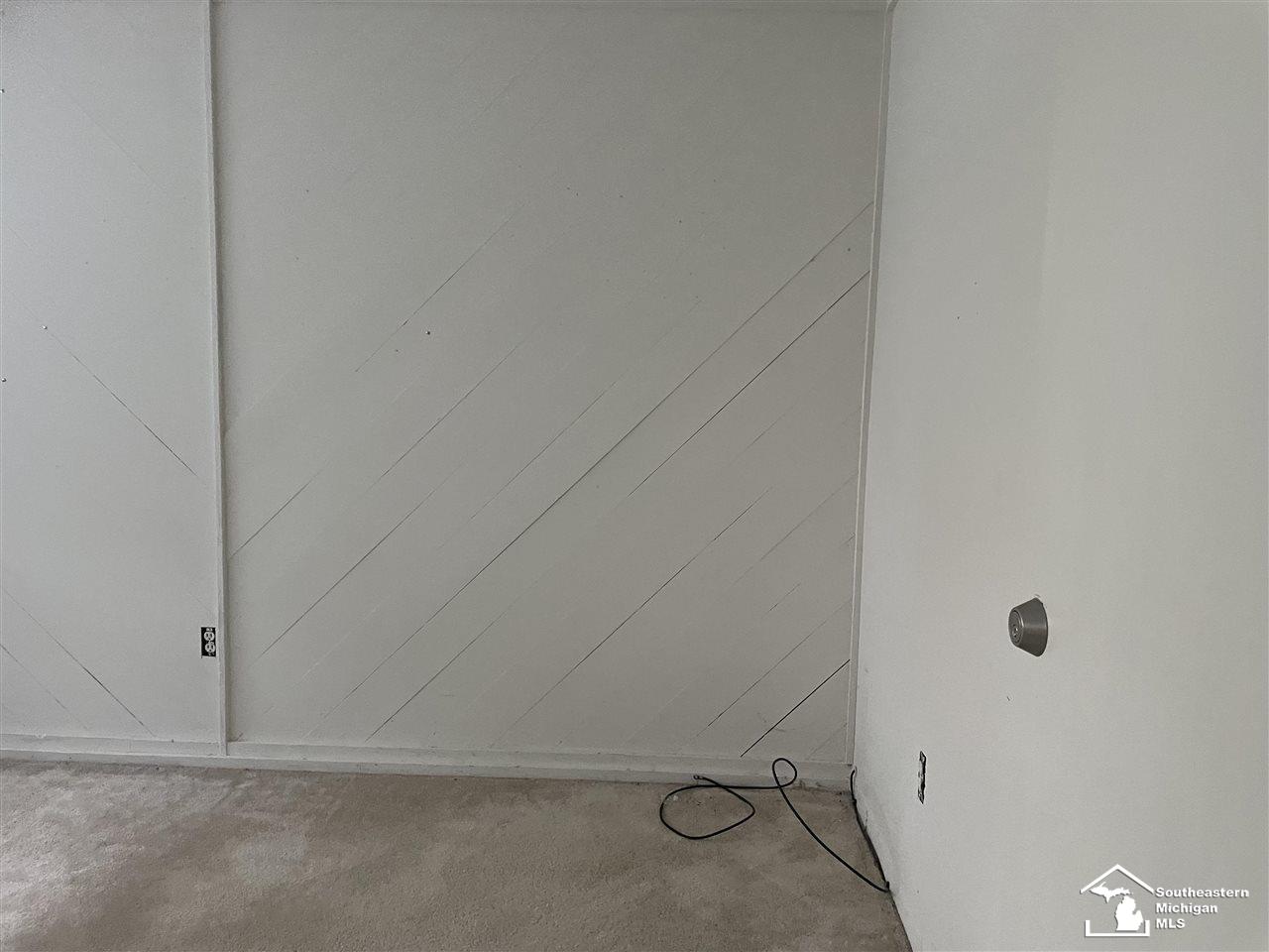 42444 Barchester Road Canton, MI 48187 - Photo 27 of 39