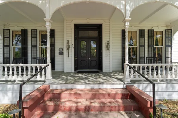 $999,900 | 351 East Colorado Street, La Grange, TX 78945