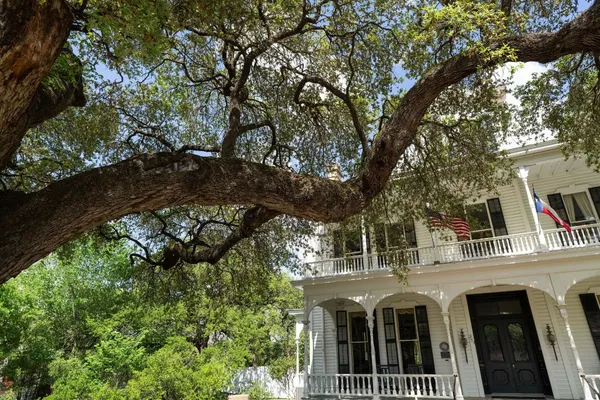 $999,900 | 351 East Colorado Street, La Grange, TX 78945