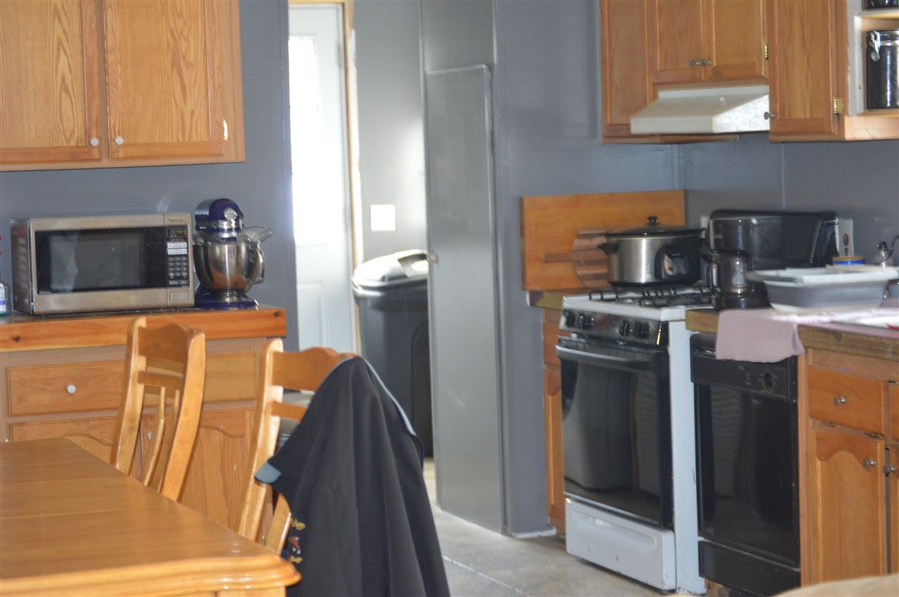 497 Page Hill Road Corinth, VT 05040 - Photo 2 of 10