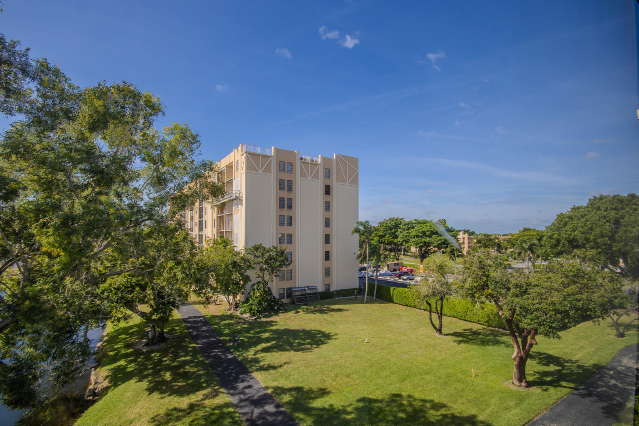 14375 Strathmore Lane, Unit 404 Delray Beach, FL 33446 - Photo 24 of 36 IMG_9003-HDR