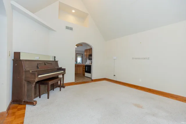 $220,000 | 6927 Kolb Drive, Evansville, IN 47715