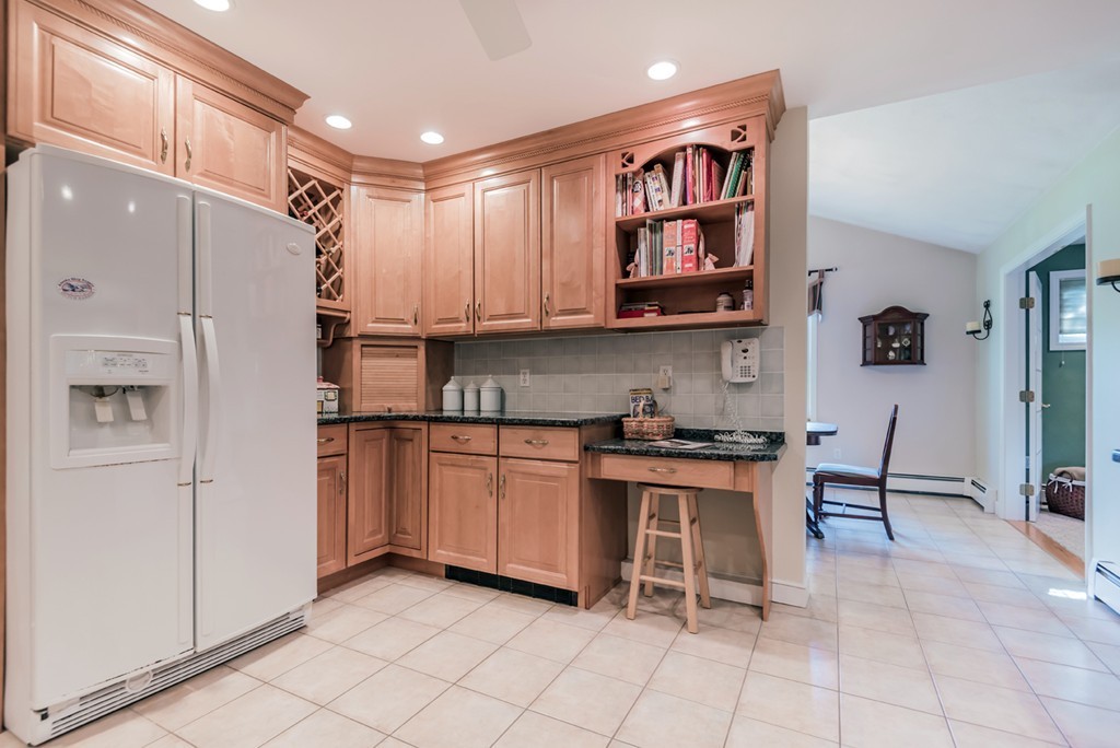 5 Sevilla Road Andover, MA 01810 - Photo 10 of 30