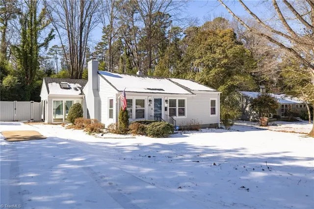$389,900 | 2109 Cleburne Street, Greensboro, NC 27408