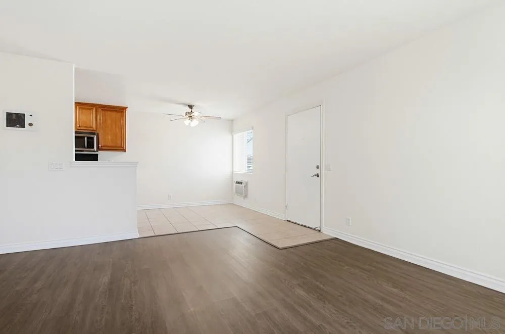 9939 Erma Road, Unit 103 San Diego, CA 92131 - Photo 9 of 40