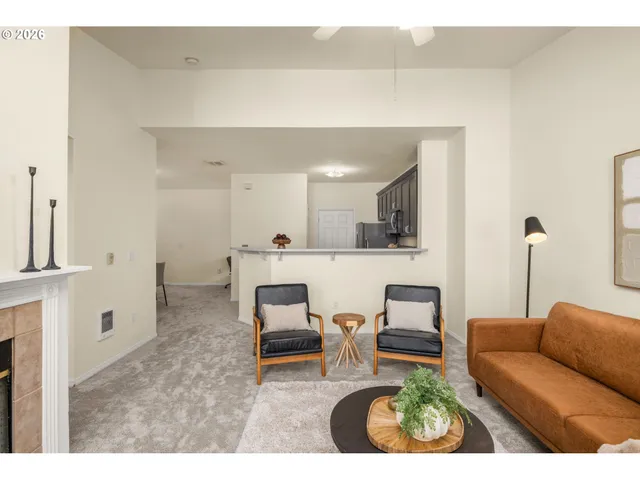 $314,000 | 1231 Northeast Horizon Loop, Unit 208, Hillsboro, OR 97124