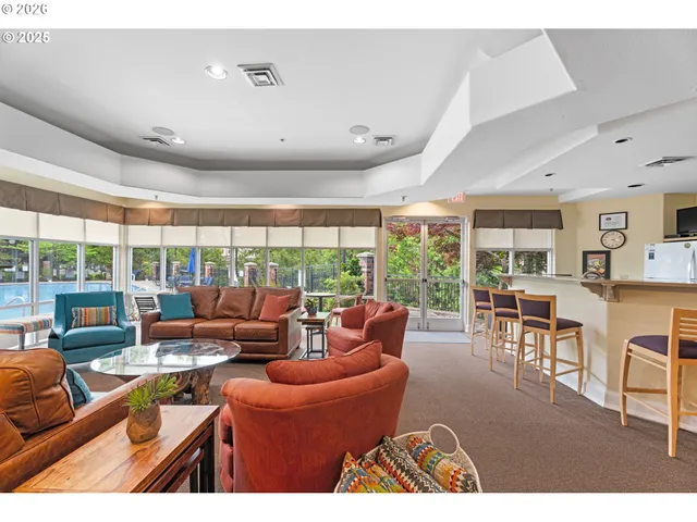 $314,000 | 1231 Northeast Horizon Loop, Unit 208, Hillsboro, OR 97124