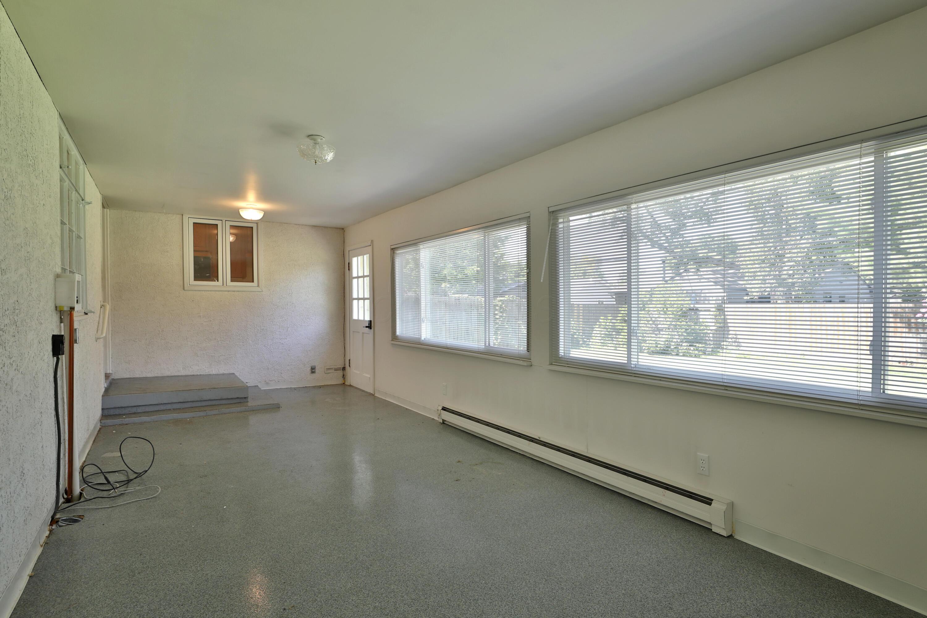 3499 Kirkham Road Columbus, OH 43221 - Photo 21 of 46 3499-KirkhamRd-18