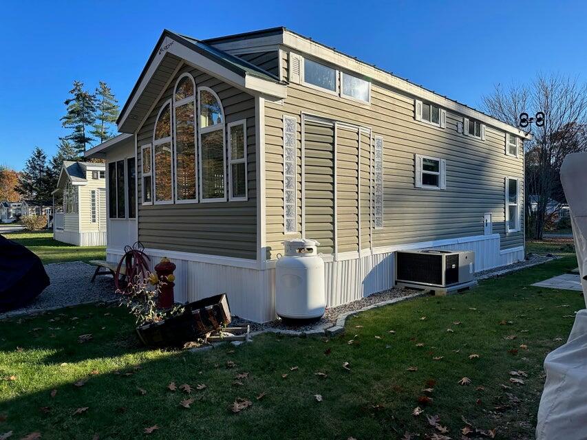 430 Post Road, Unit 290 Wells, ME 04090 - Photo 22 of 32 front right side