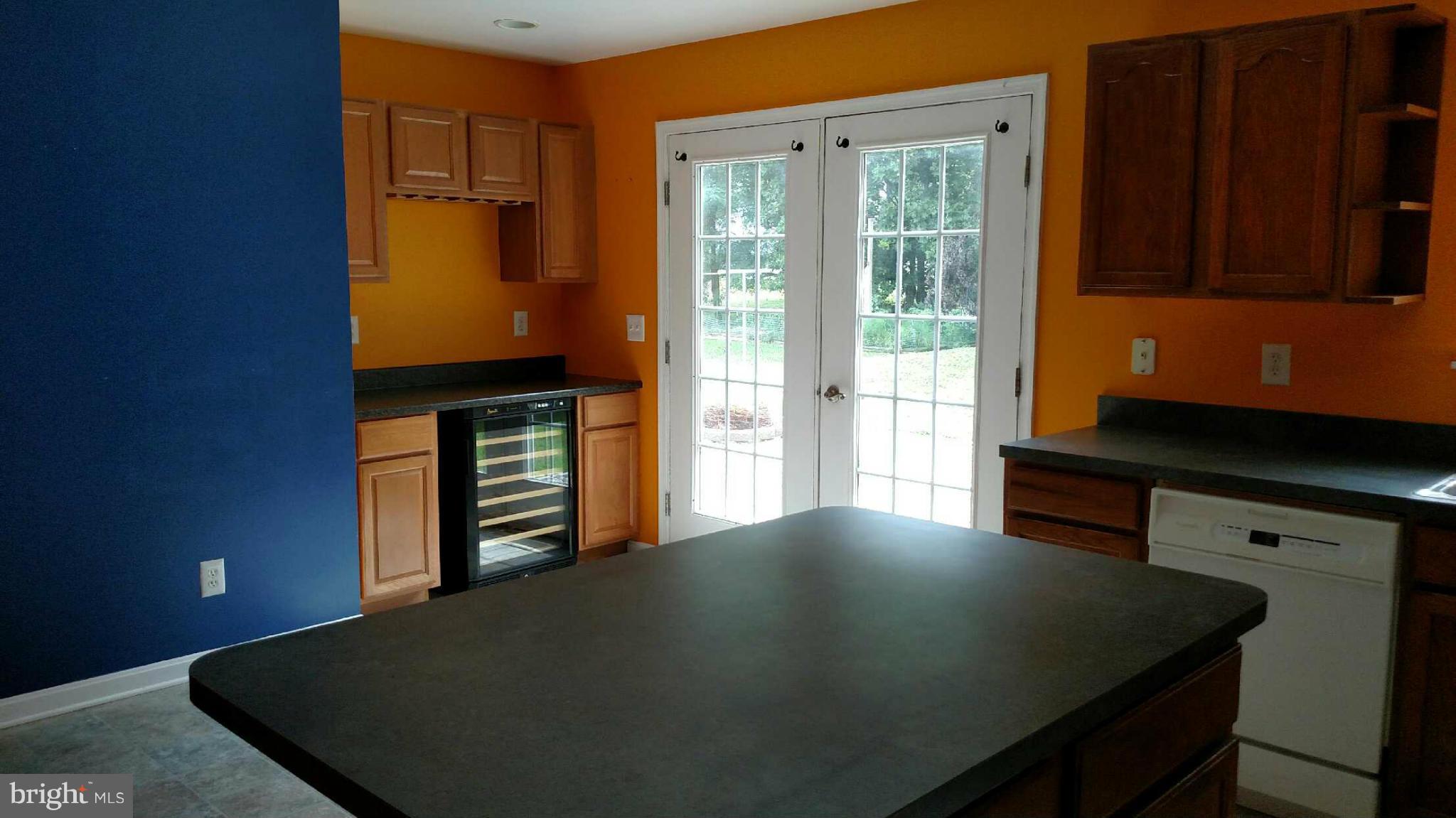 17617 St Inigoes Road St. Inigoes, MD 20684 - Photo 4 of 14 Kitchen