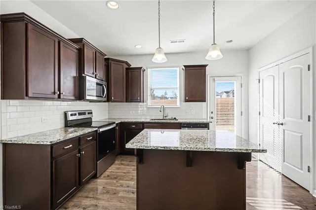 $299,500 | 3546 Gardner Parson Point, High Point, NC 27260