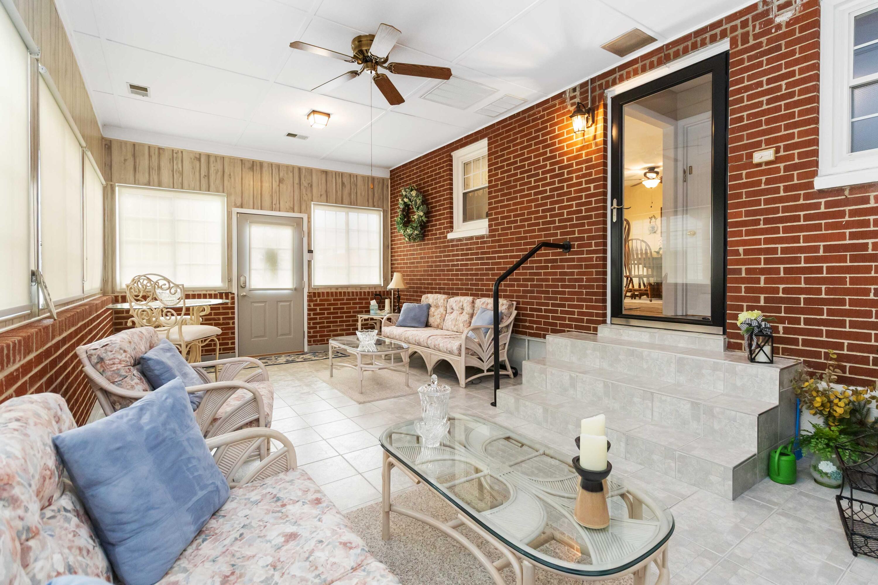 113 Perry Street Science Hill, KY 42553 - Photo 29 of 65 023