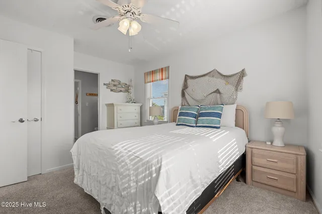 $1,075,000 | 2106 Ocean Drive, Emerald Isle, NC 28594