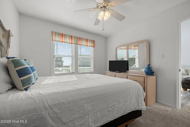 $1,075,000 | 2106 Ocean Drive, Emerald Isle, NC 28594