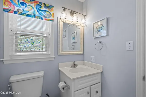 $1,050,000 | 2106 Ocean Drive, Emerald Isle, NC 28594