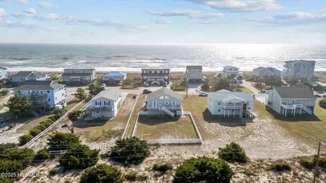 $1,075,000 | 2106 Ocean Drive, Emerald Isle, NC 28594