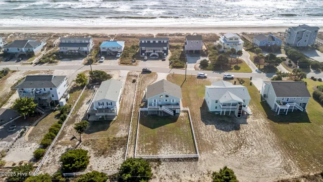 $1,075,000 | 2106 Ocean Drive, Emerald Isle, NC 28594
