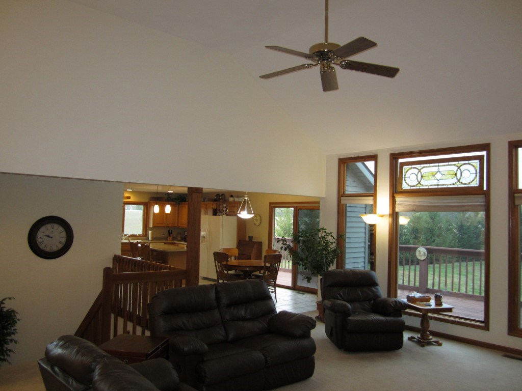 15525 McDuffee Road Churubusco, IN 46723 - Photo 14 of 36 Gallery Image 14