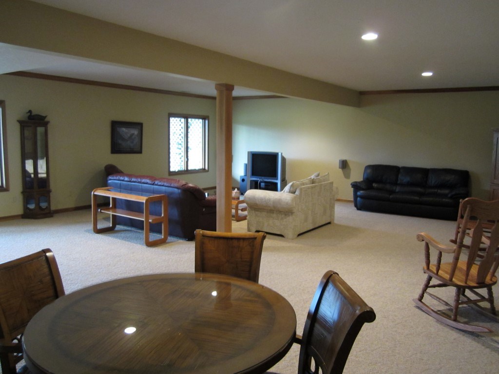 15525 McDuffee Road Churubusco, IN 46723 - Photo 16 of 36 Gallery Image 16