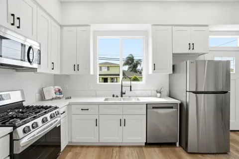 $1,249,000 | 1226 Fern Avenue, Imperial Beach, CA 91932