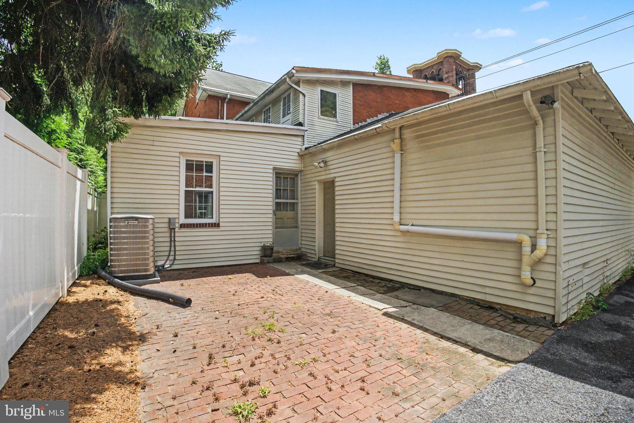 50 South Broad Street Lititz, PA 17543 - Photo 7 of 33