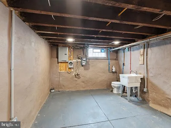 $239,900 | 2844 Almond Street, Philadelphia, PA 19134