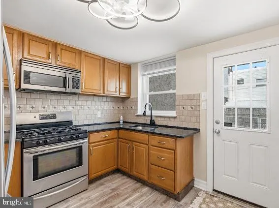 $239,900 | 2844 Almond Street, Philadelphia, PA 19134