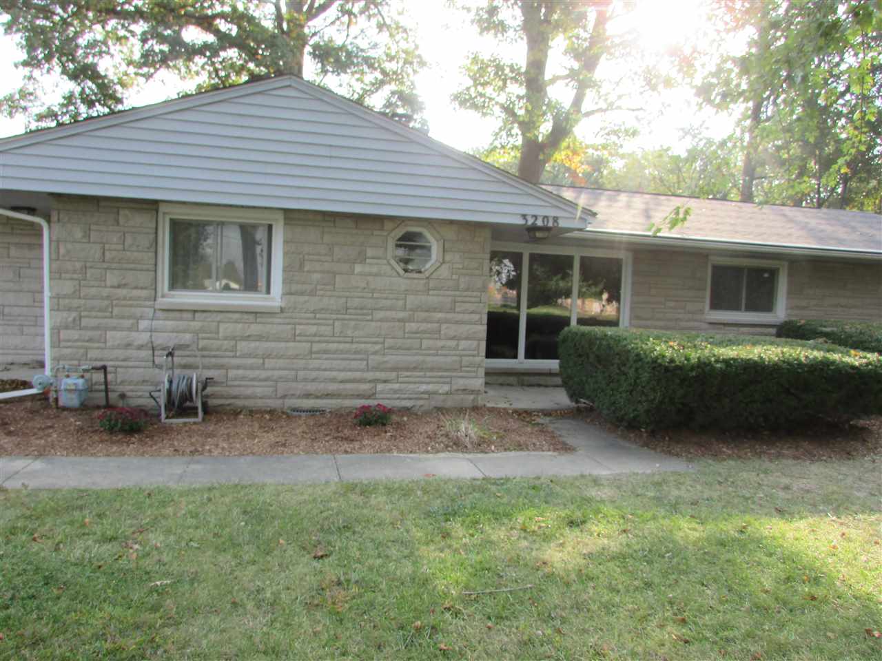 3208 North Benton Road Muncie, IN 47304 - Photo 3 of 27