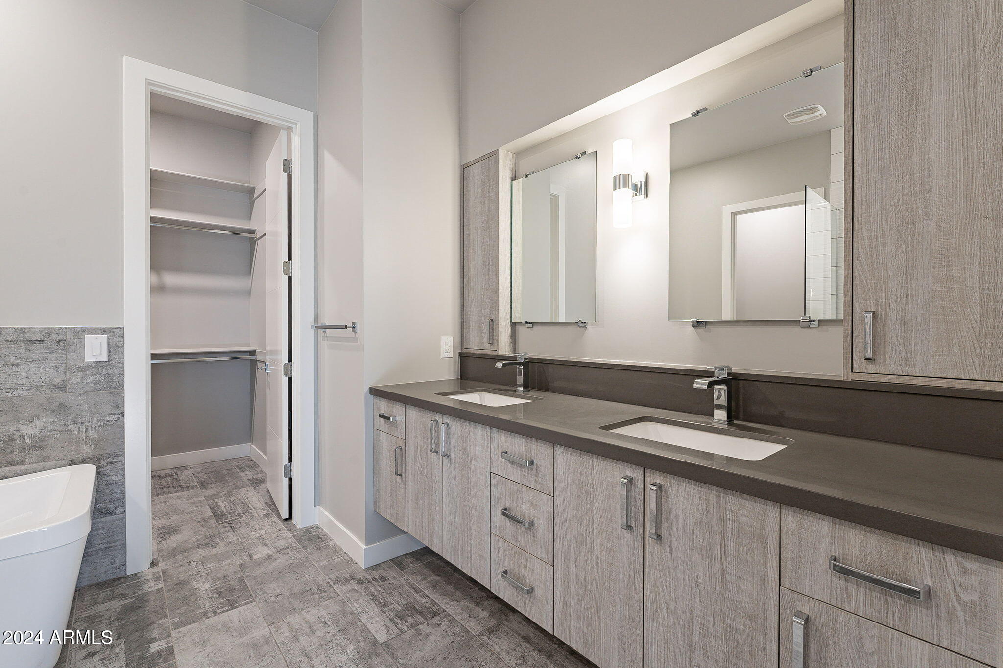 2645 East Osborn Road, Unit 3 Phoenix, AZ 85016 - Photo 20 of 31 27-web-or-mls-Osborn-27