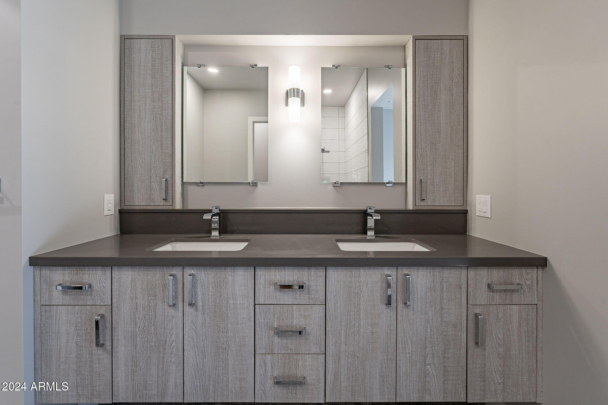 2645 East Osborn Road, Unit 3 Phoenix, AZ 85016 - Photo 23 of 31 32-web-or-mls-Osborn-32