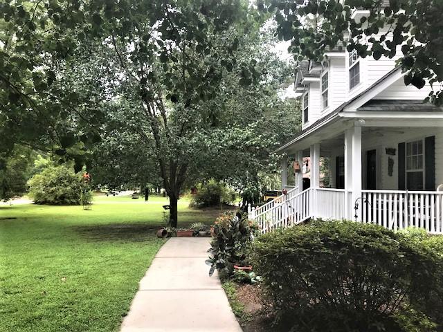 204 County Rd S-18-458 Summerville, SC 29485 - Photo 4 of 67 204 Wood3