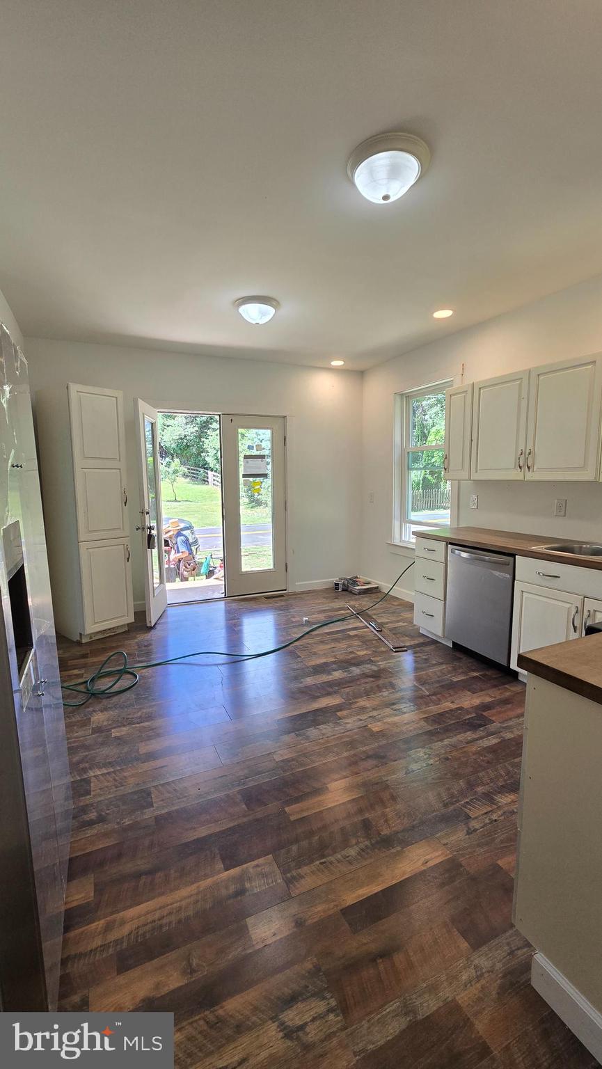 743 Bell Manor Road Conowingo, MD 21918 - Photo 8 of 28 Recessed lighting in kitchen